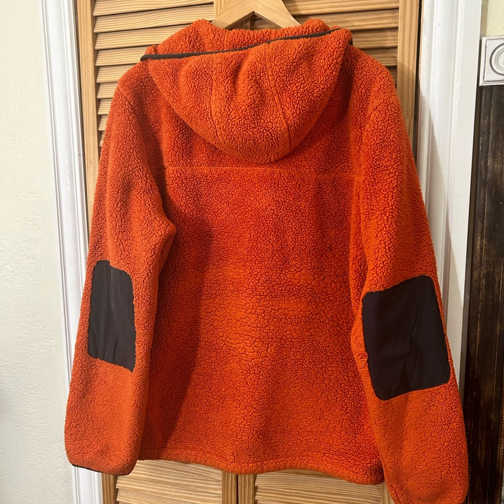 Northface Pullover - image 3